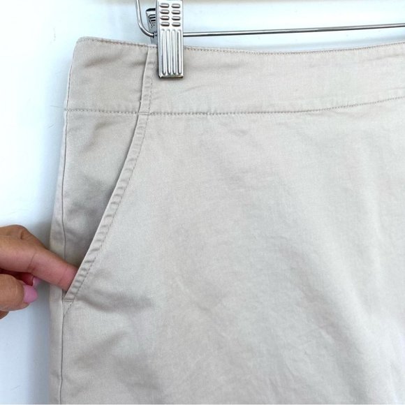 Lady Hagen skort in  a stretch cotton fabric - Picture 3 of 11